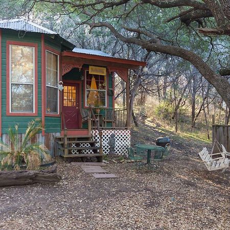 The Victorian Cottage At Creekside Camp & Cabins Марбъл Фолс Екстериор снимка