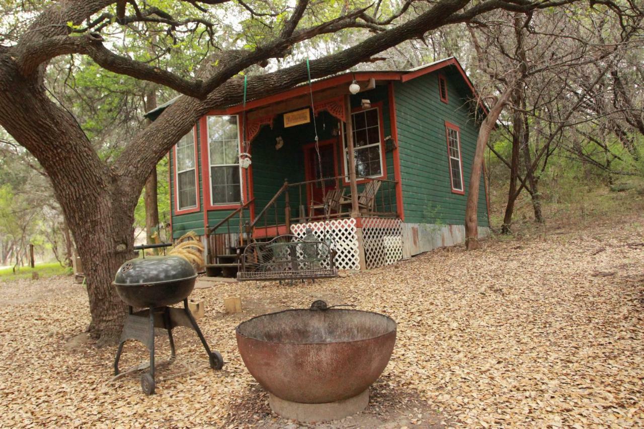 The Victorian Cottage At Creekside Camp & Cabins Марбъл Фолс Екстериор снимка