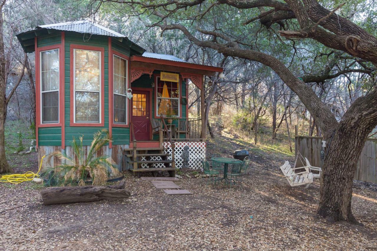 The Victorian Cottage At Creekside Camp & Cabins Марбъл Фолс Екстериор снимка